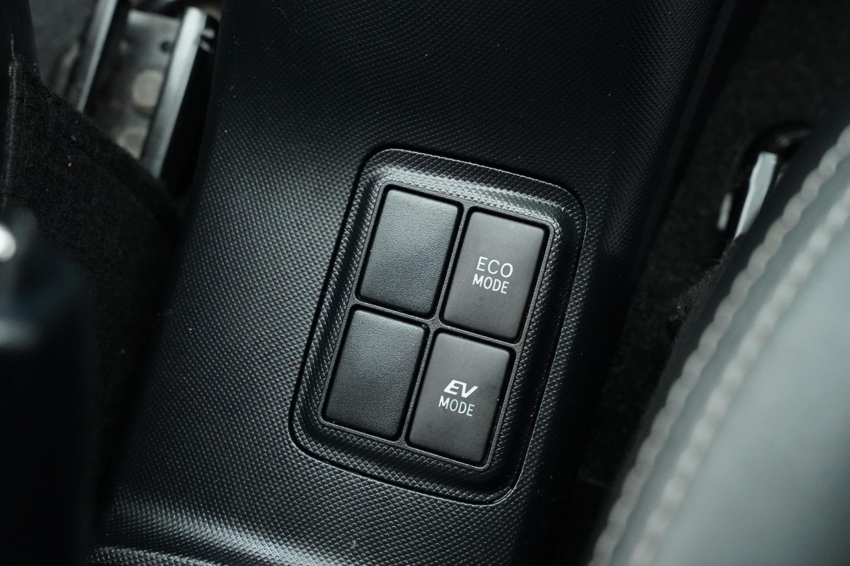 Toyota Aqua 1.5 G Leather