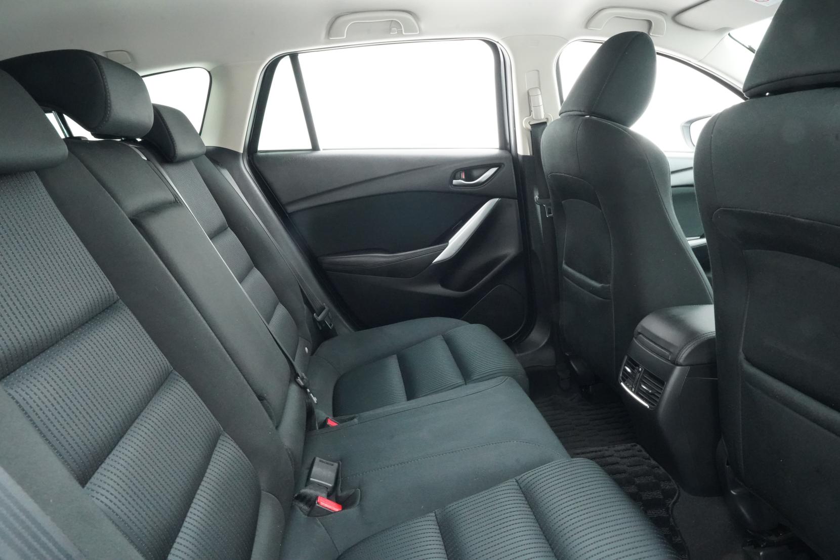 Mazda Atenza 2.0 WAGON 20S