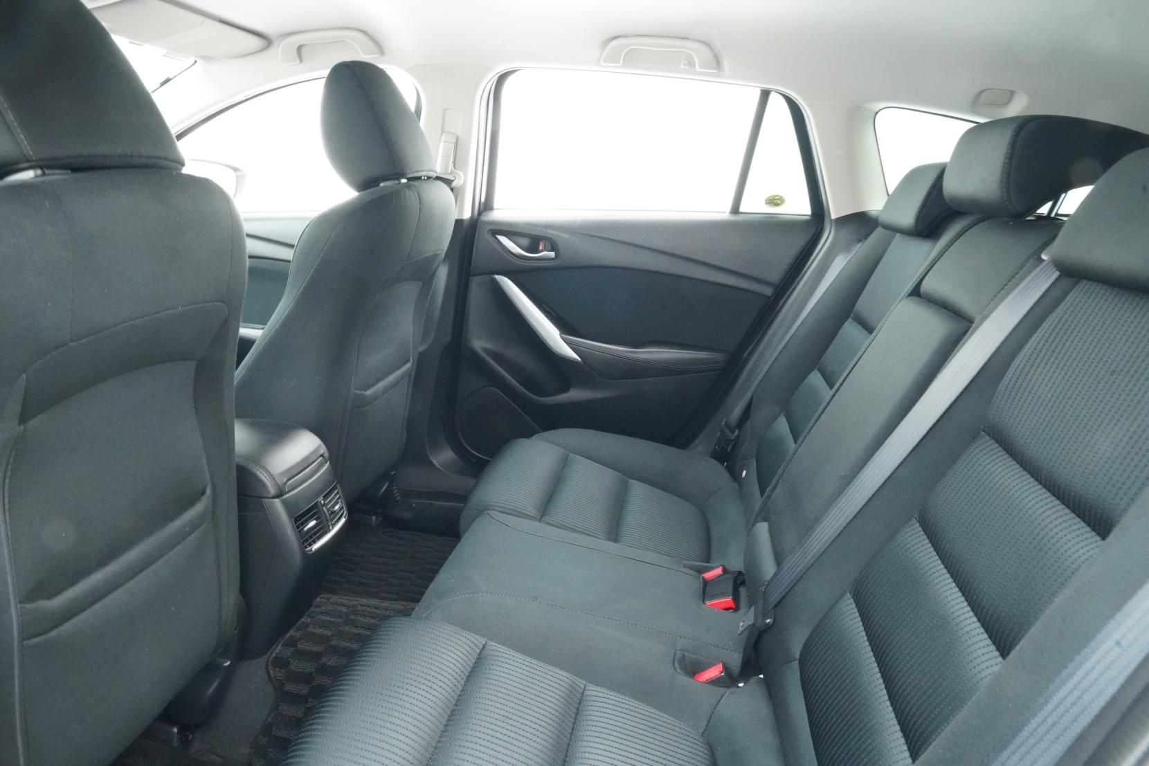 Mazda Atenza 2.0 WAGON 20S