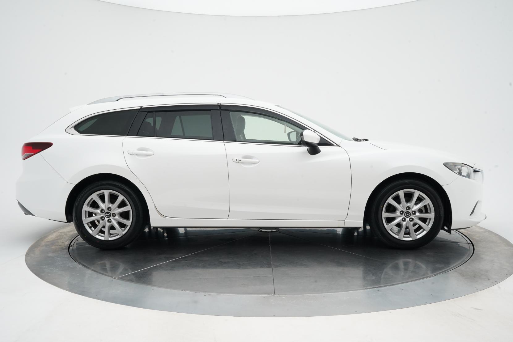 Mazda Atenza 2.0 WAGON 20S