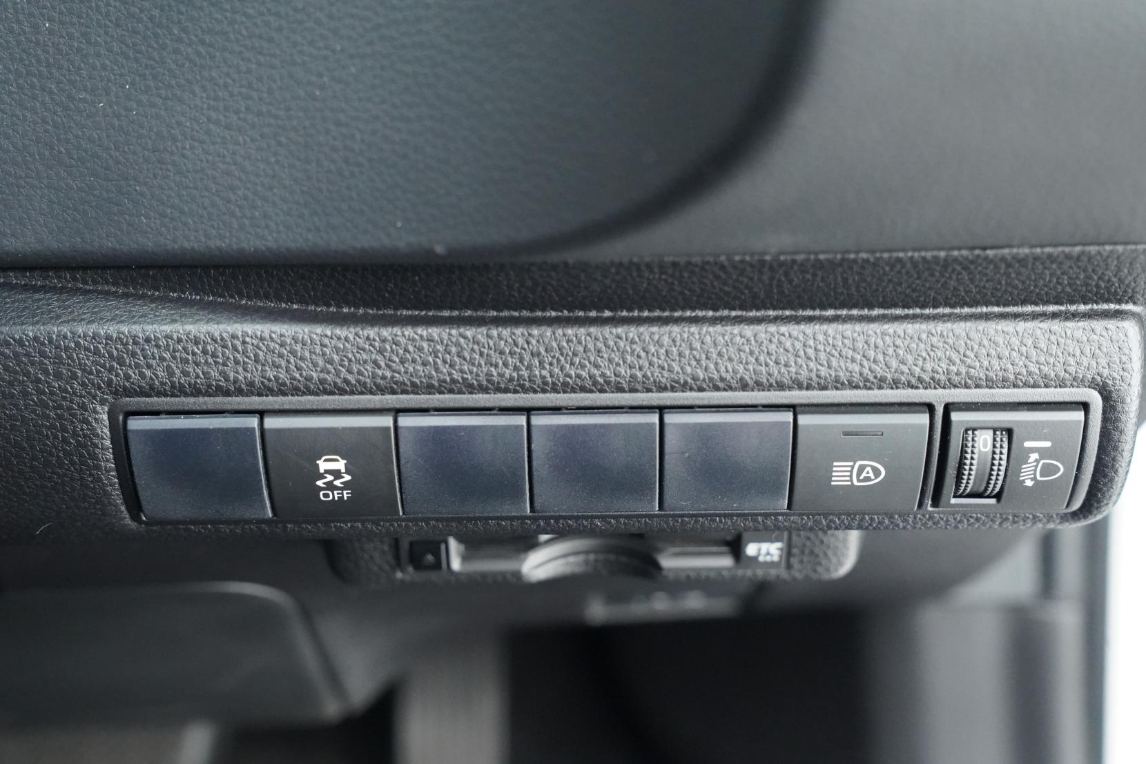 Toyota Corolla 1.8 TOURING HYBRID G-X