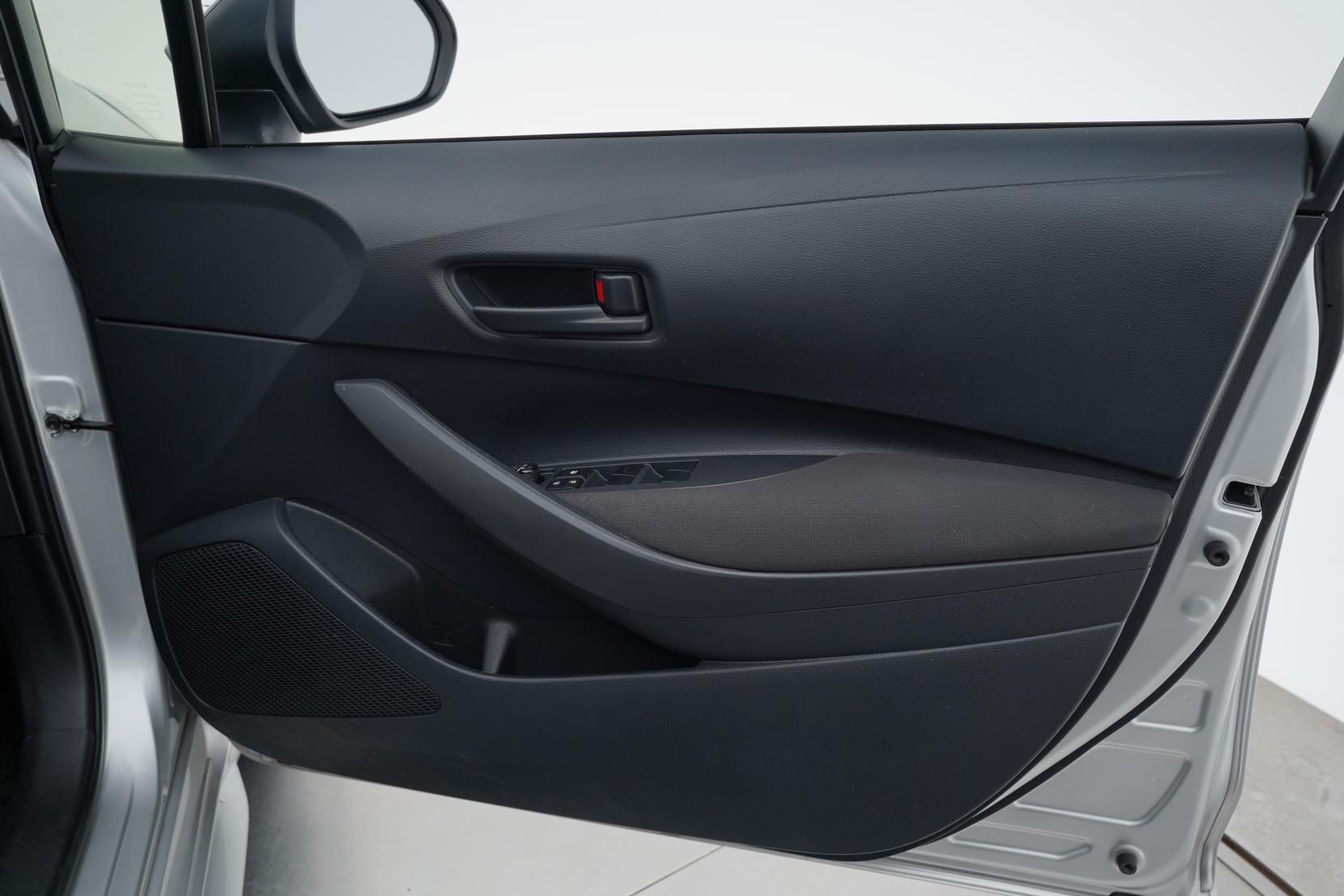 Toyota Corolla 1.8 TOURING HYBRID G-X