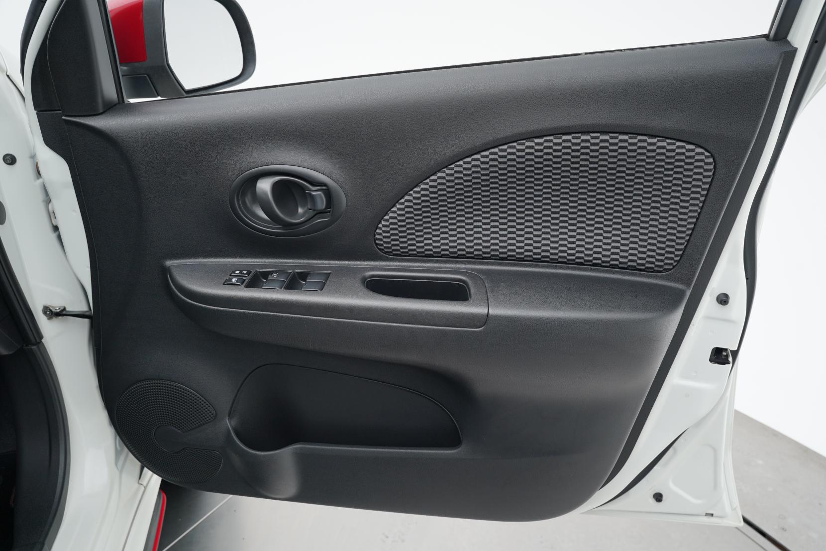 Nissan March / Micra (1982–present) 1.2 5D NISMO