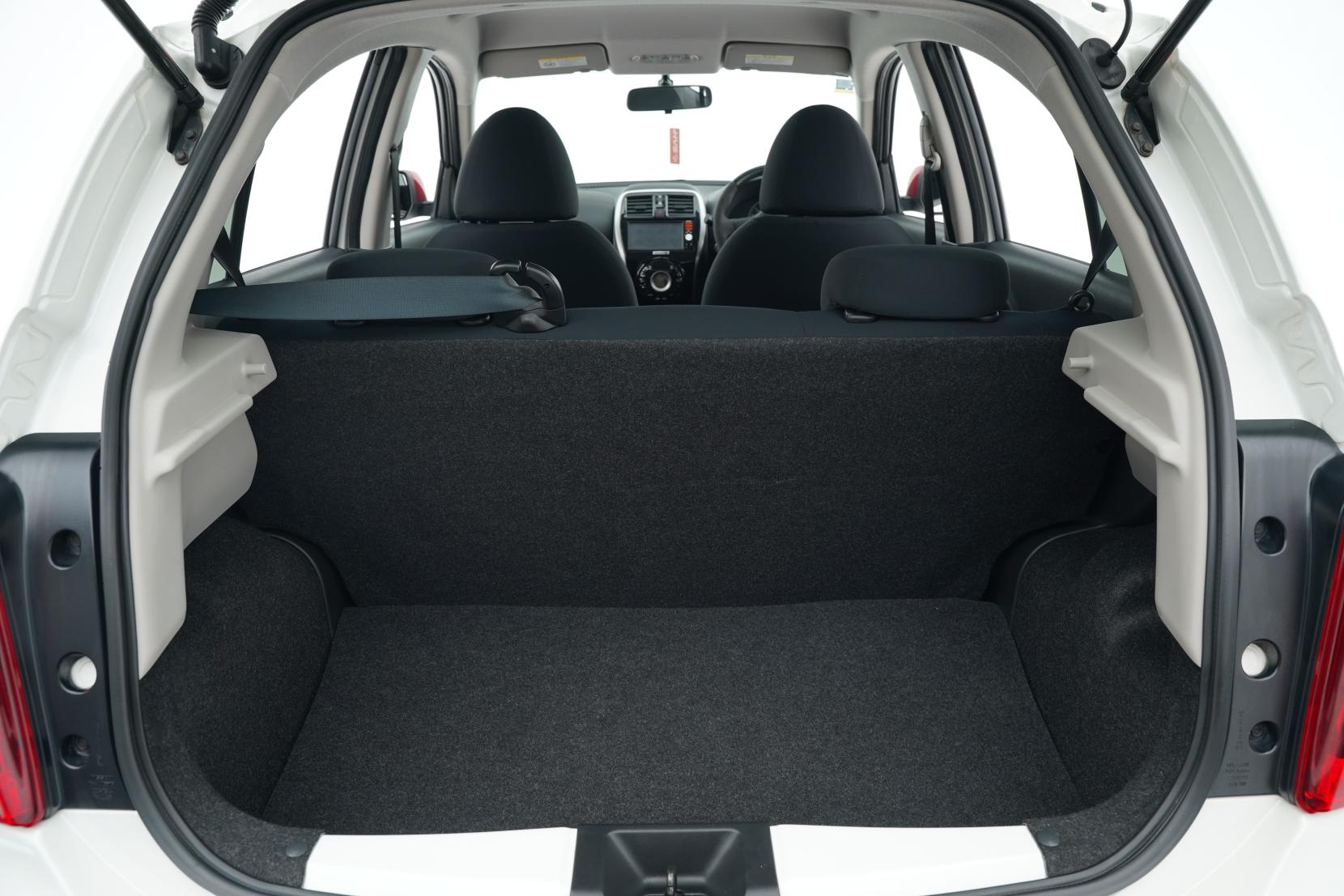 Nissan March / Micra (1982–present) 1.2 5D NISMO