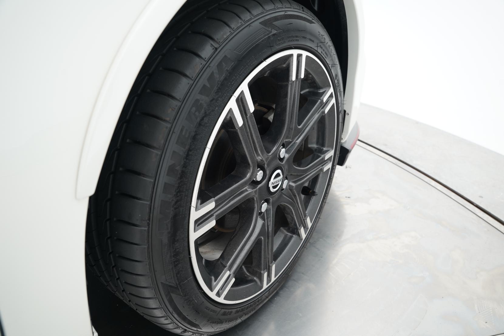 Nissan March / Micra (1982–present) 1.2 5D NISMO