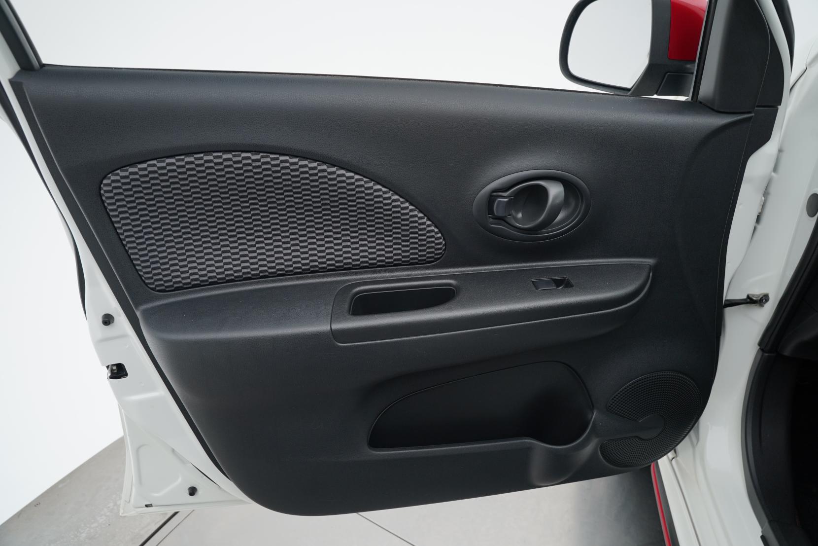 Nissan March / Micra (1982–present) 1.2 5D NISMO