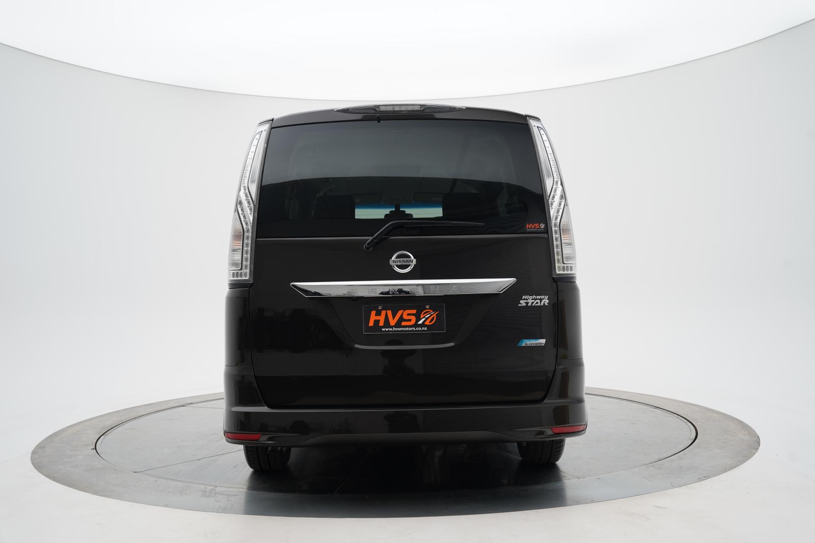 Nissan Serena (1991 – present) Hybrid Highway Star V