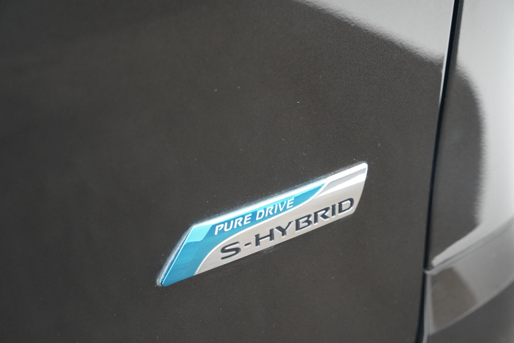 Nissan Serena (1991 – present) Hybrid Highway Star V