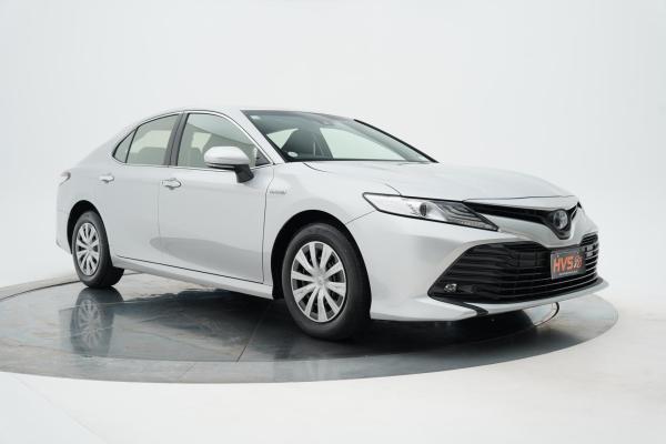 Toyota Camry Hybrid X