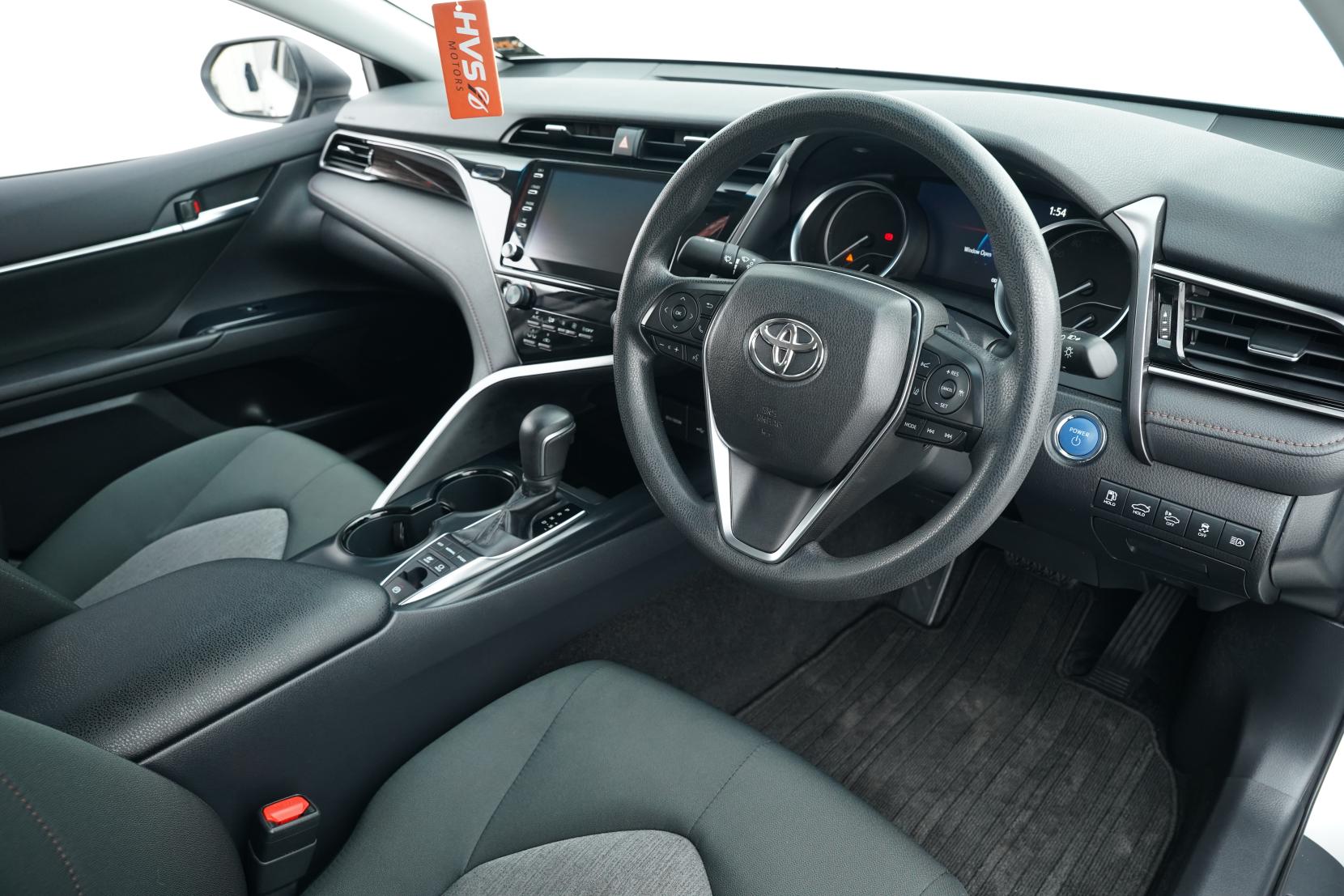 Toyota Camry Hybrid X