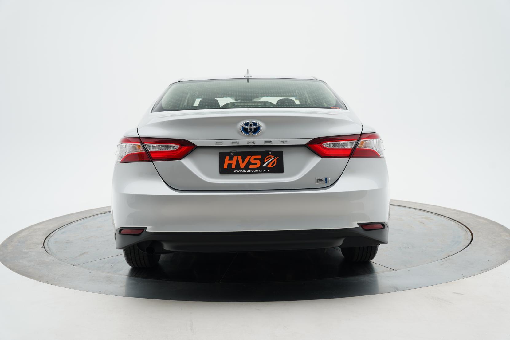 Toyota Camry Hybrid X
