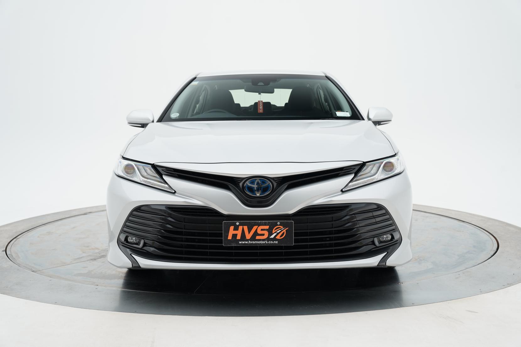 Toyota Camry Hybrid X