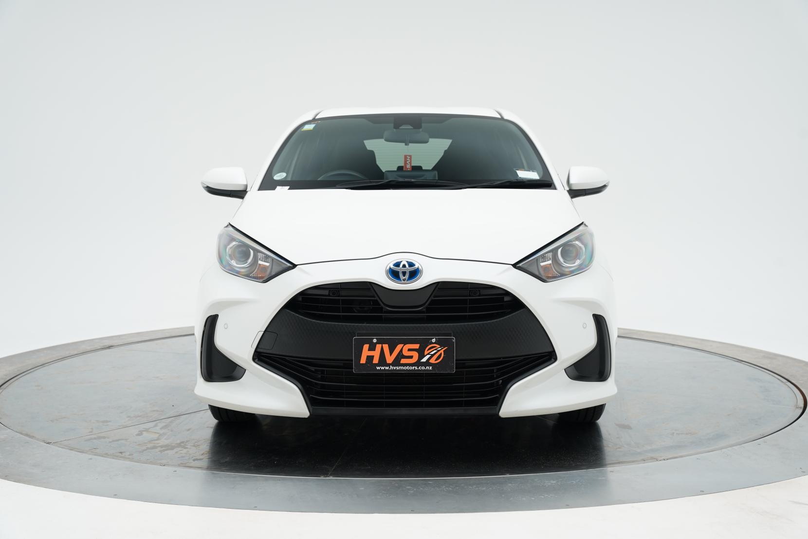 Toyota Yaris Hybrid X