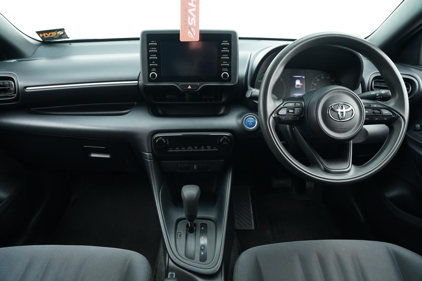 Toyota Yaris Hybrid X