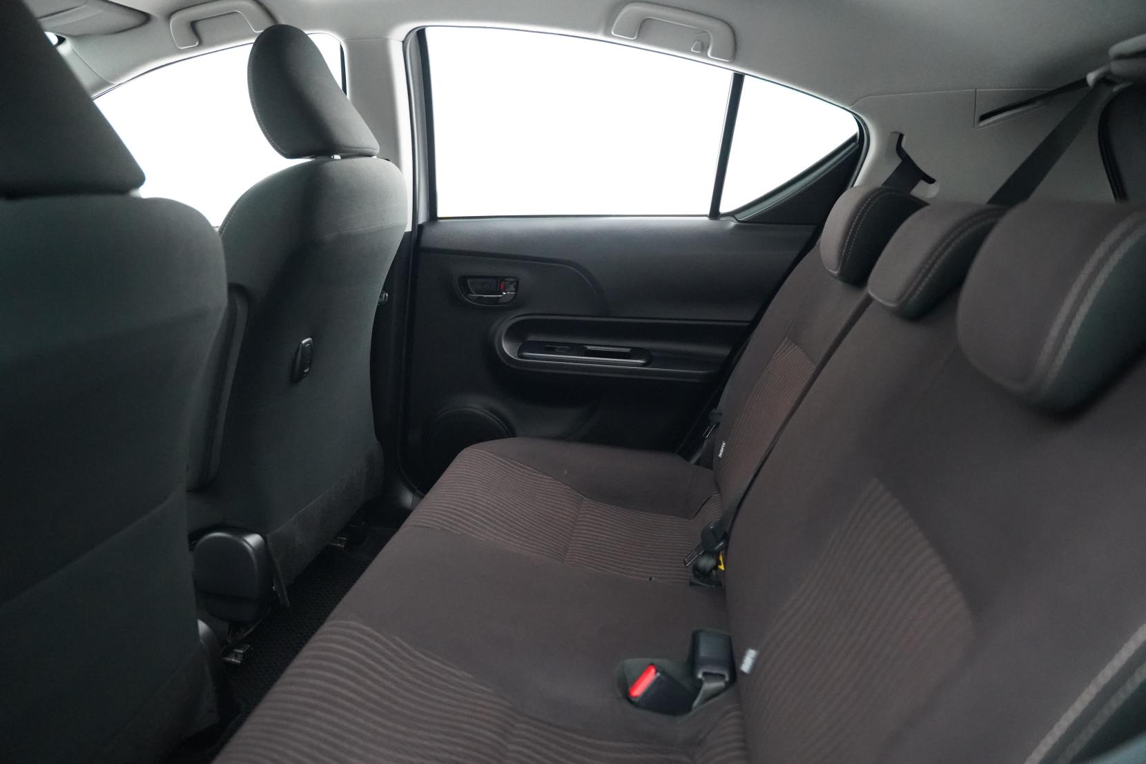 Toyota Aqua G CRUISE CONTROL