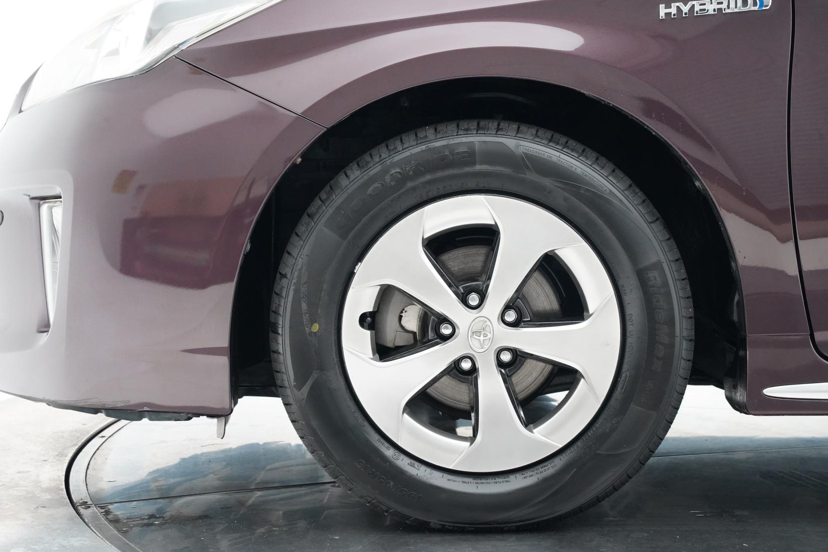 Toyota Prius 1.8 S MYCODE