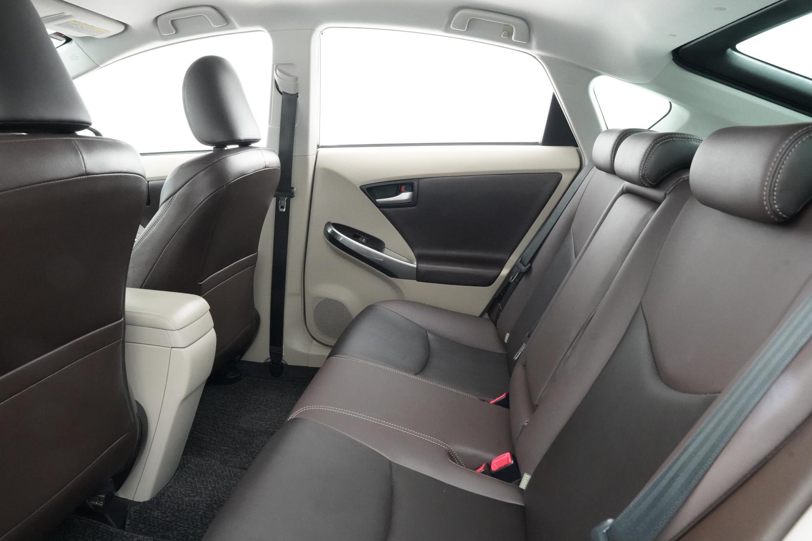 Toyota Prius 1.8 S MYCODE