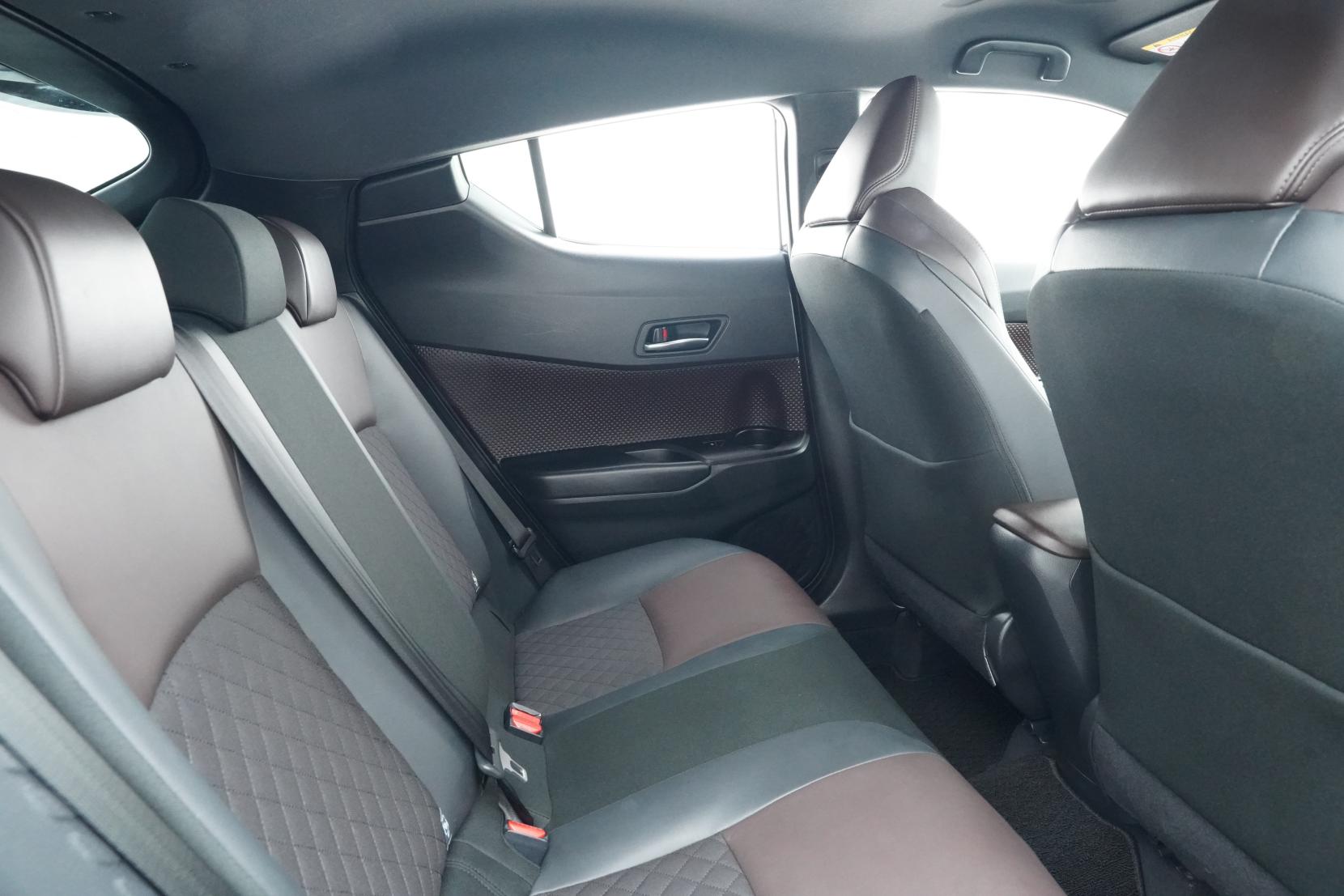 Toyota C-HR 1.8 G Hybrid