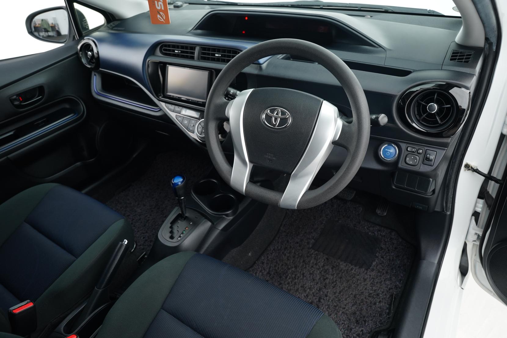 Toyota Aqua 1.5 Aqua II (facelift 2025) S Push Start