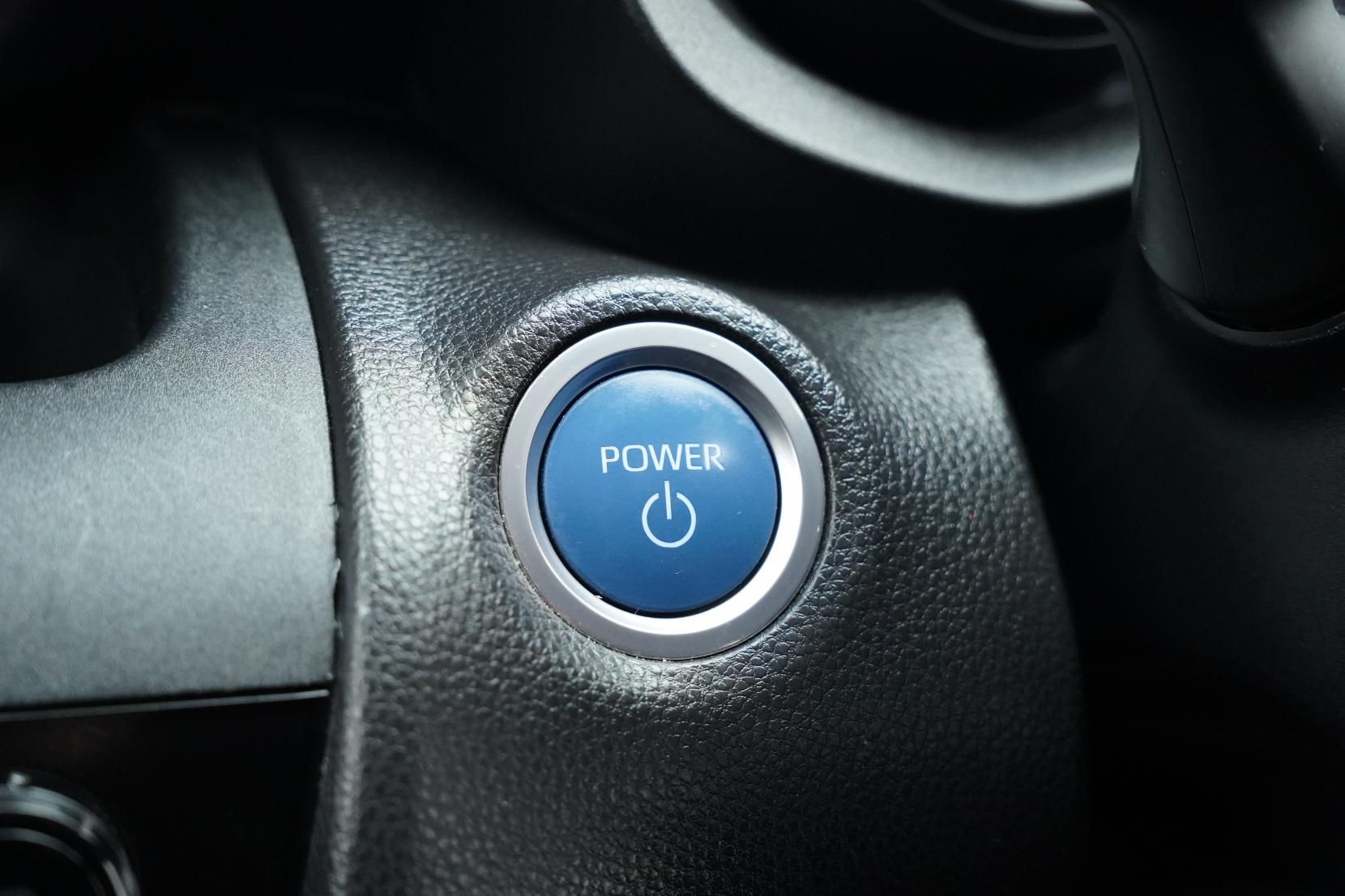Toyota Yaris 1.5 HYBRID HYBRID X