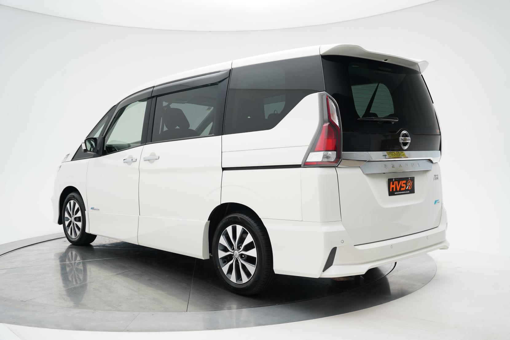 Nissan Serena (1991 – present) 2.0 Hybrid HighwayStar G