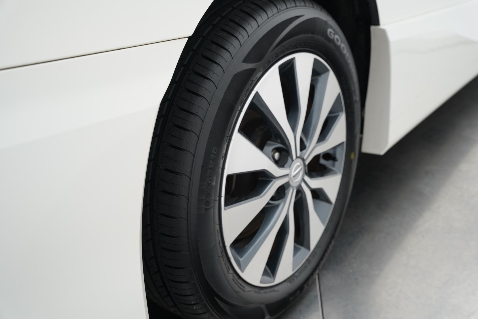 Nissan Serena (1991 – present) 2.0 Hybrid HighwayStar G