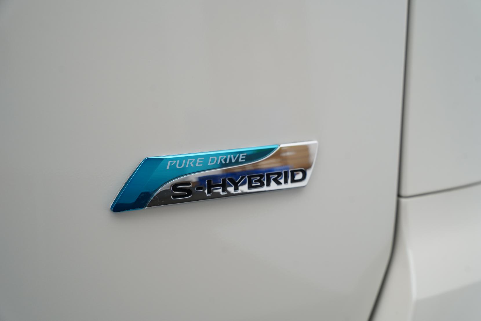 Nissan Serena (1991 – present) 2.0 Hybrid HighwayStar G