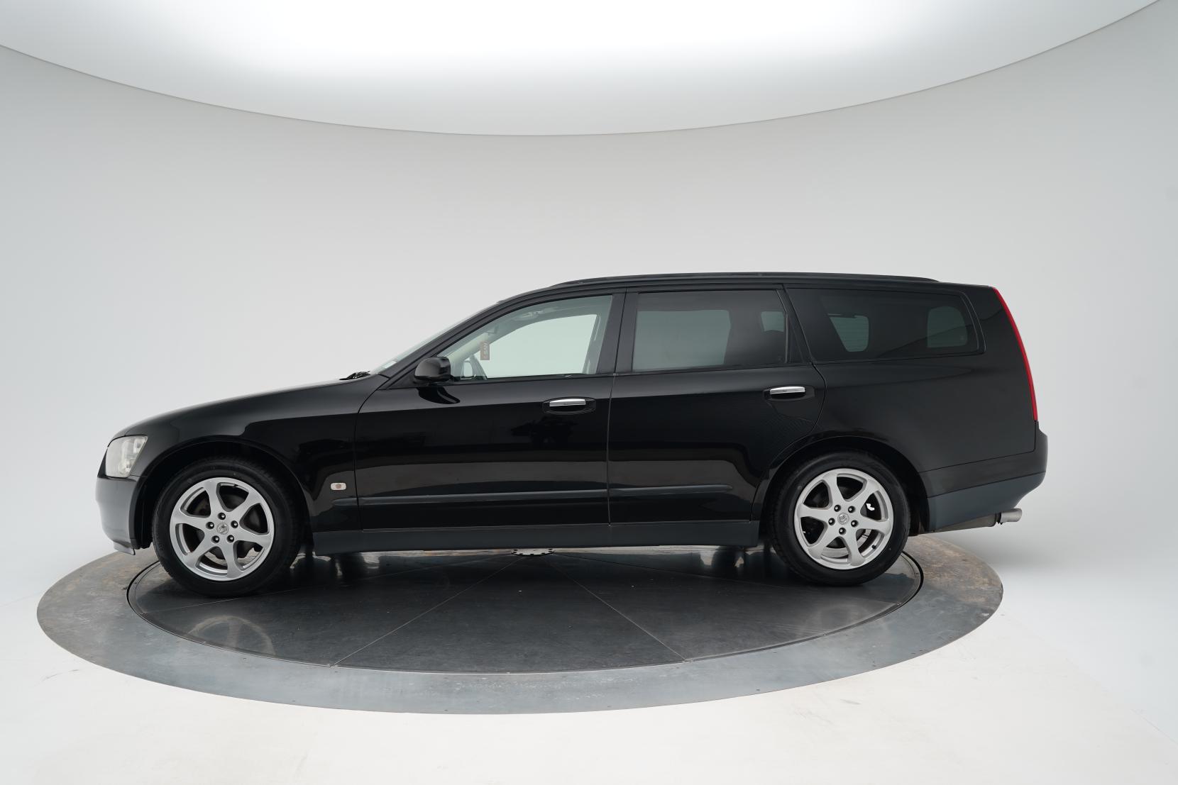 Nissan Stagea 2.5 4WD 250T RS FOUR V