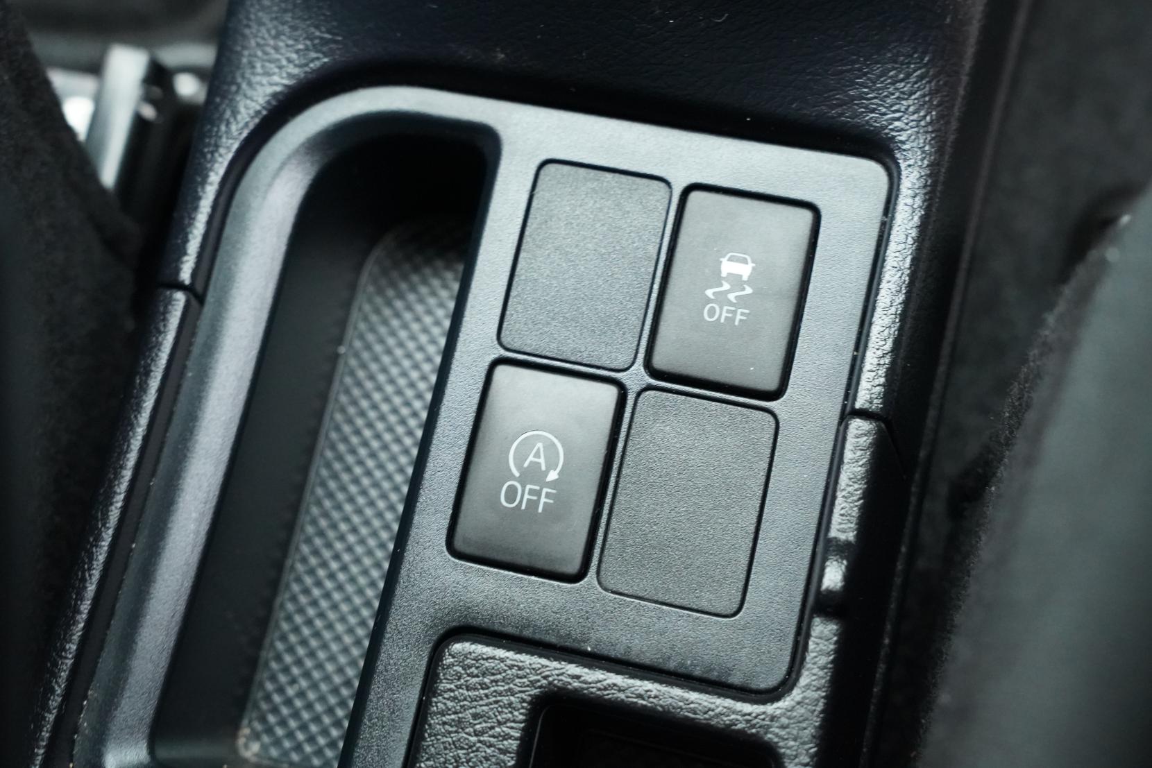 Toyota Vitz 1.3 F LED EDITION