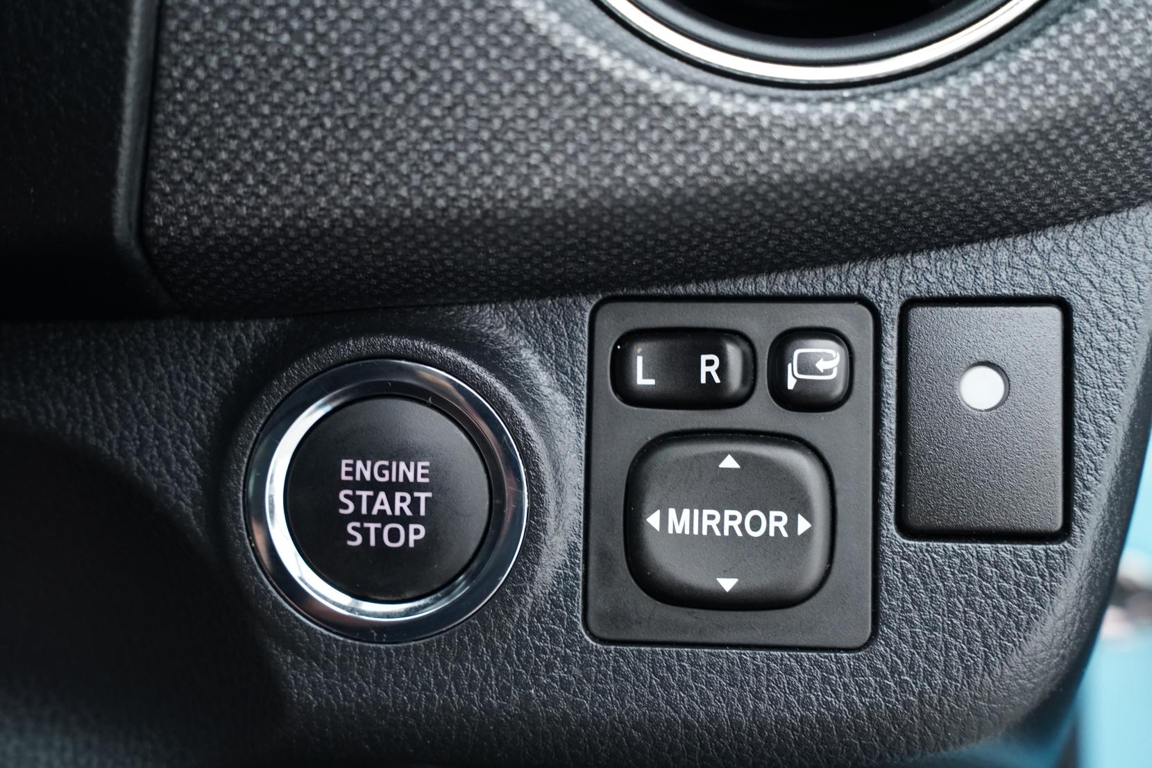 Toyota Vitz 1.3 F LED EDITION