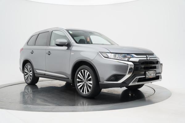 Mitsubishi Outlander 2.4 Outlander III (facelift 2018) LS 2.4P/CVT