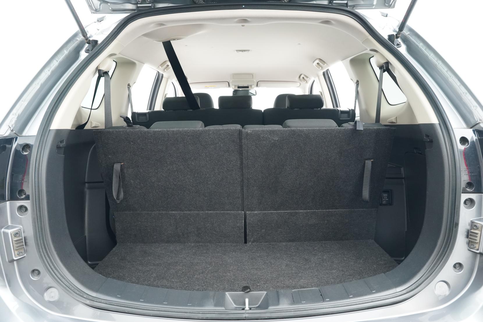 Mitsubishi Outlander 2.4 Outlander III (facelift 2018) LS 2.4P/CVT