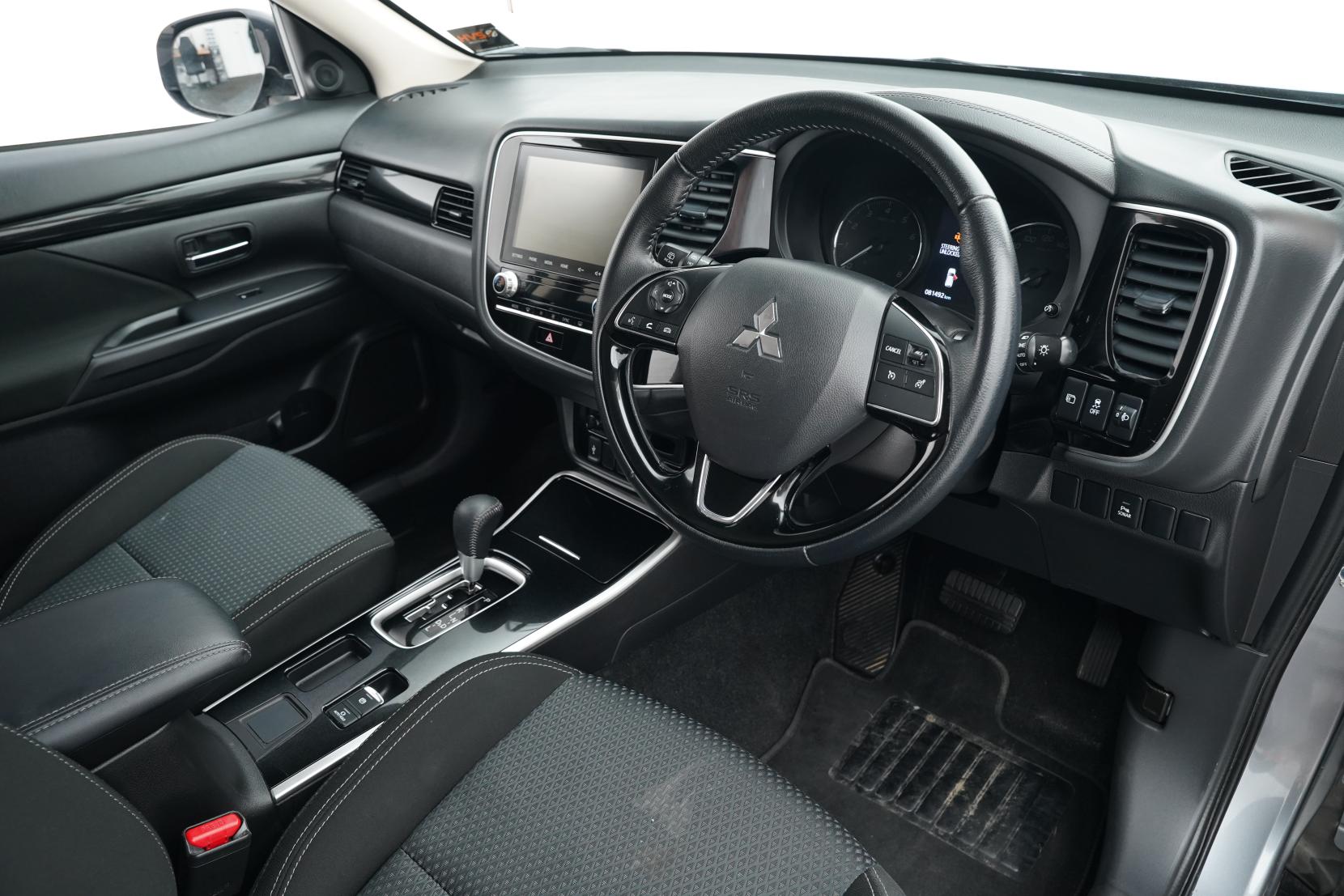 Mitsubishi Outlander 2.4 Outlander III (facelift 2018) LS 2.4P/CVT