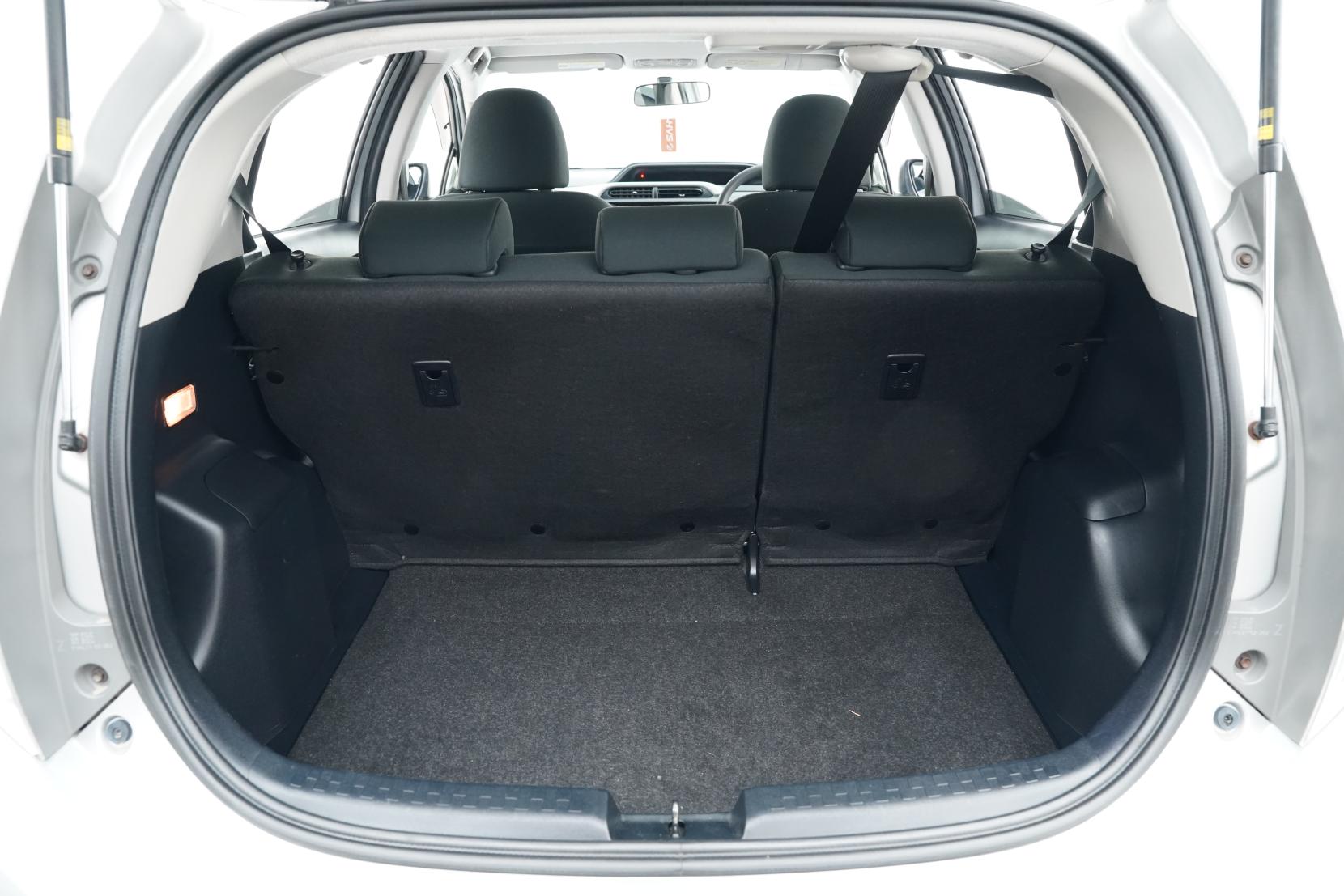 Toyota Aqua 1.5 S Push Start