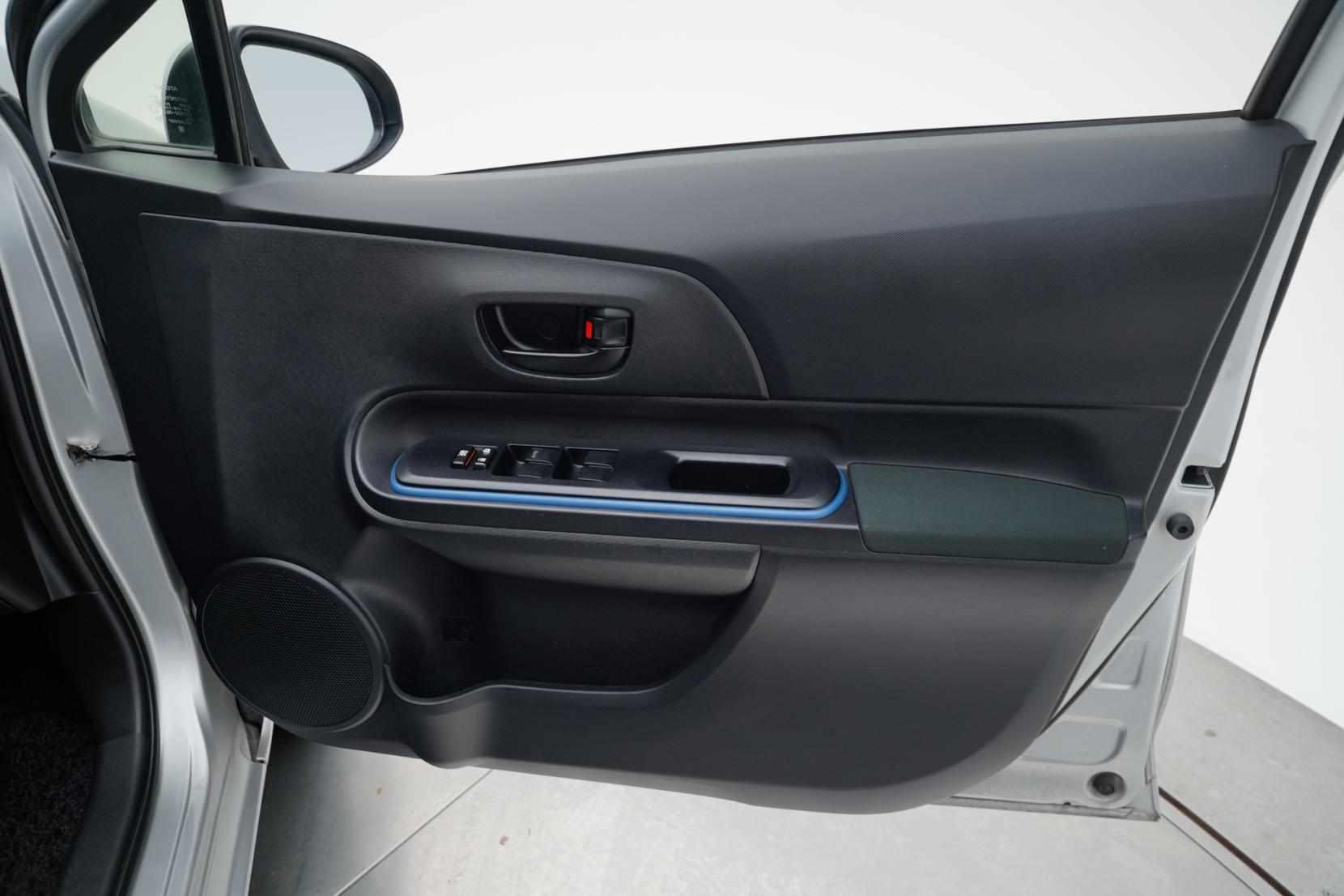 Toyota Aqua 1.5 S Push Start