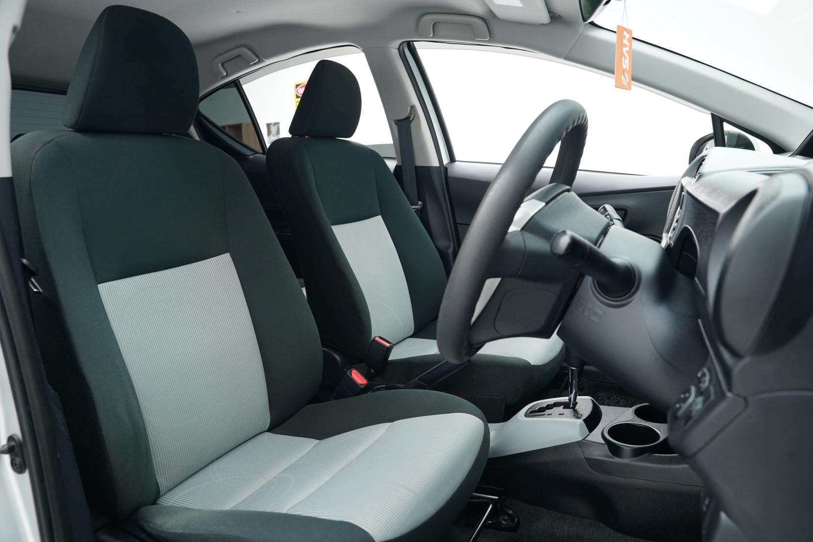 Toyota Aqua 1.5 S Push Start