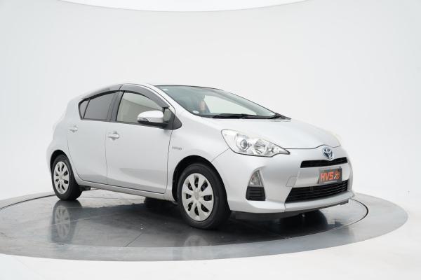 Toyota Aqua 1.5 S Push Start