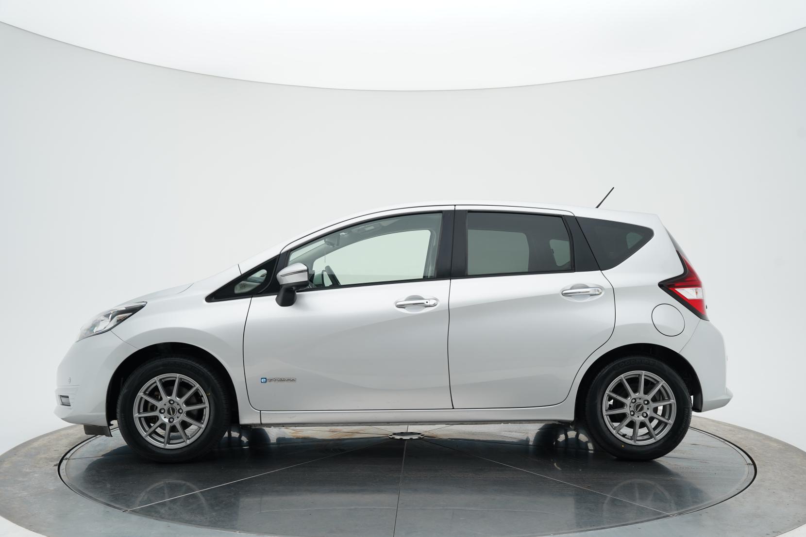 Nissan Note E-Power Hybrid X V 