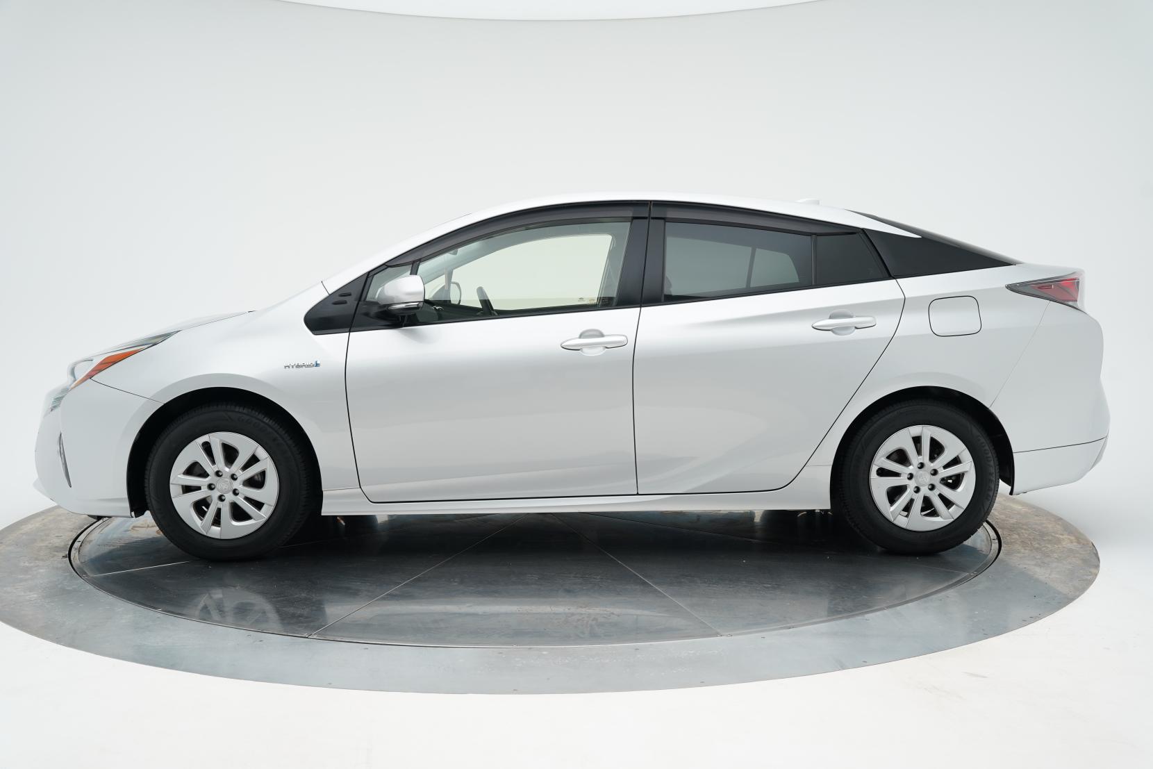 Toyota Prius Hybrid E