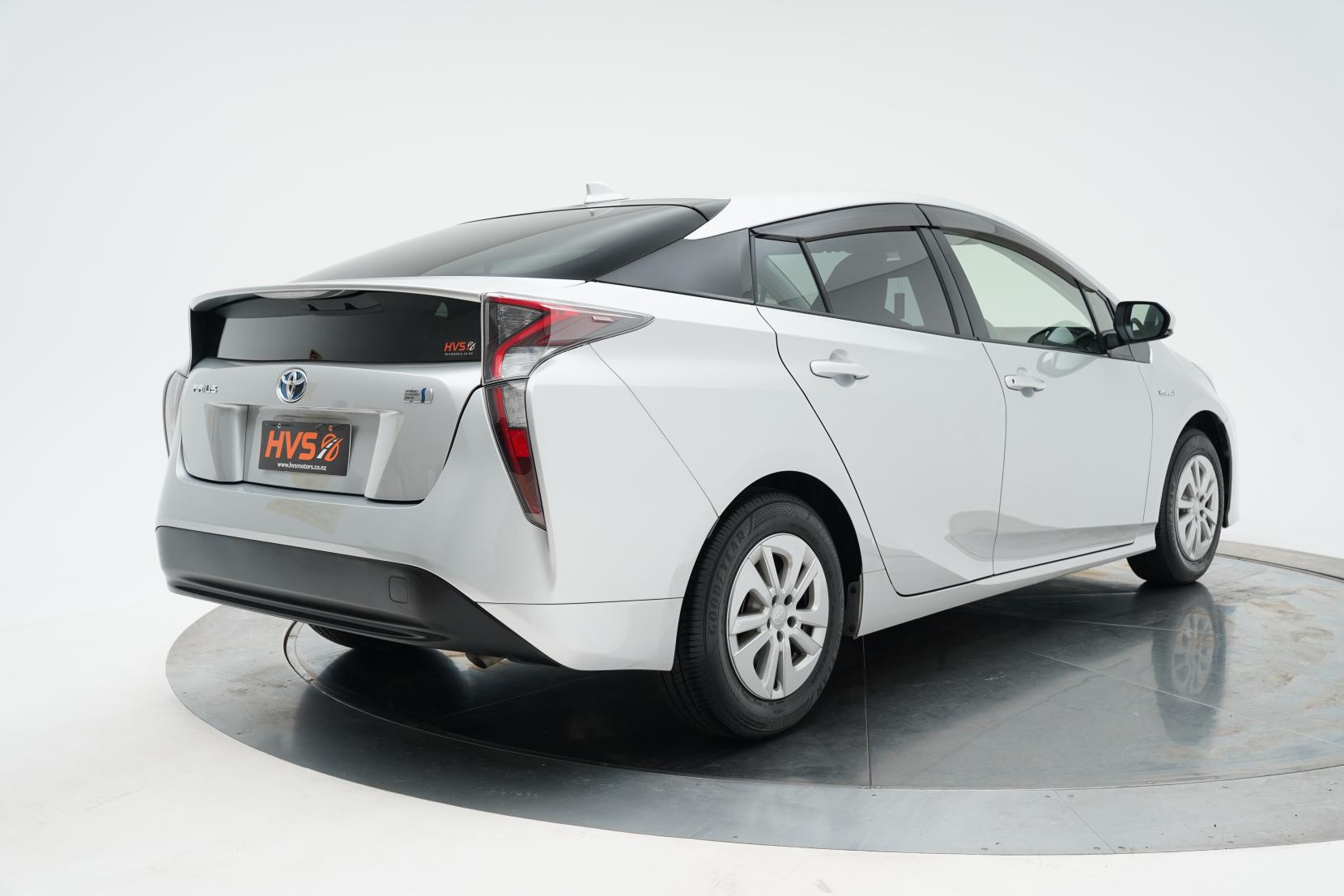 Toyota Prius Hybrid E