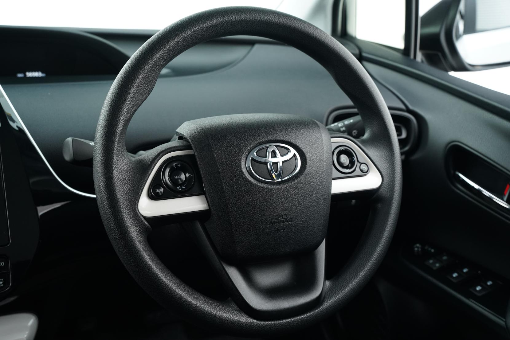 Toyota Prius Hybrid E