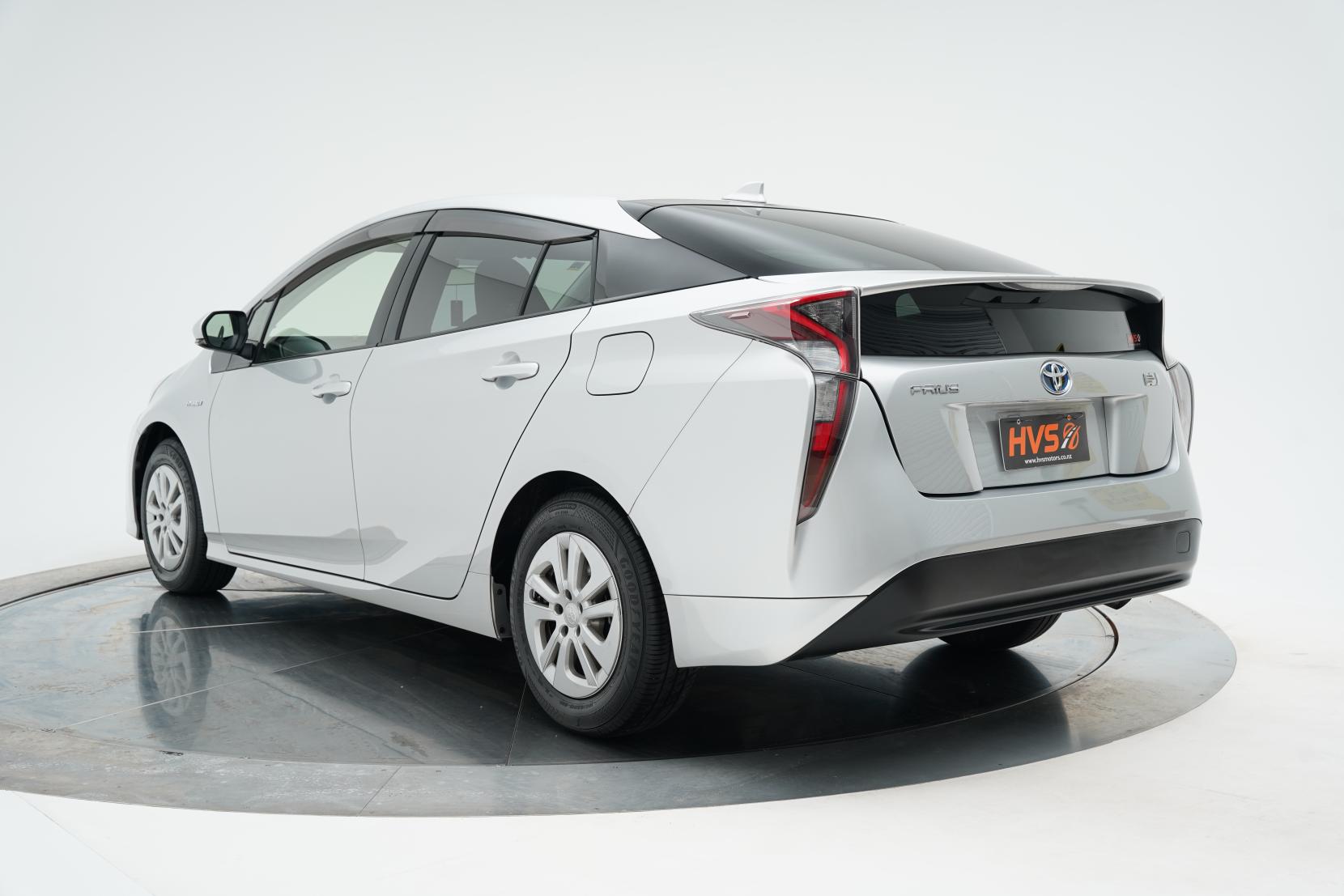 Toyota Prius Hybrid E