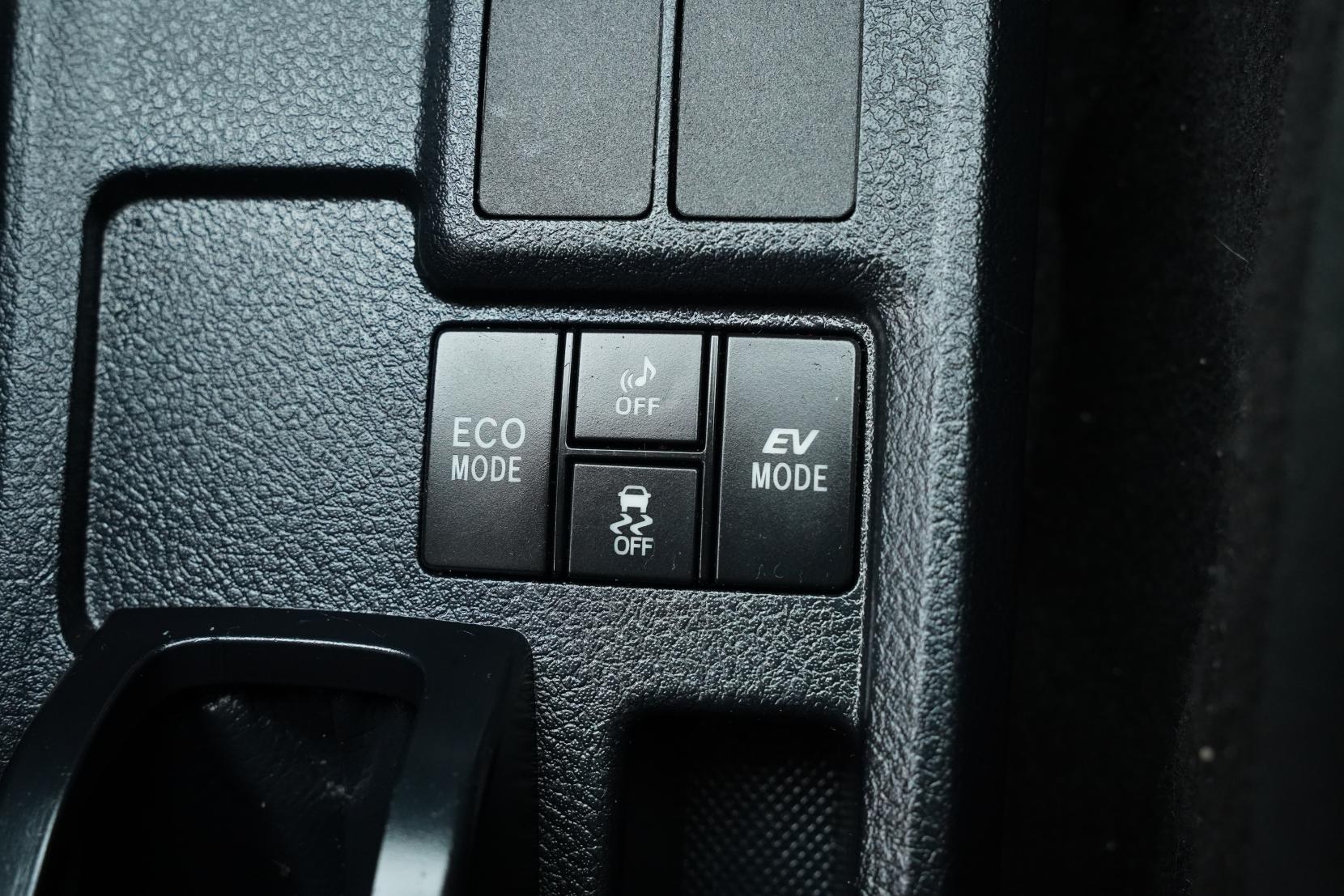 Toyota Corolla 1.5 FIELDER HYBRID EX