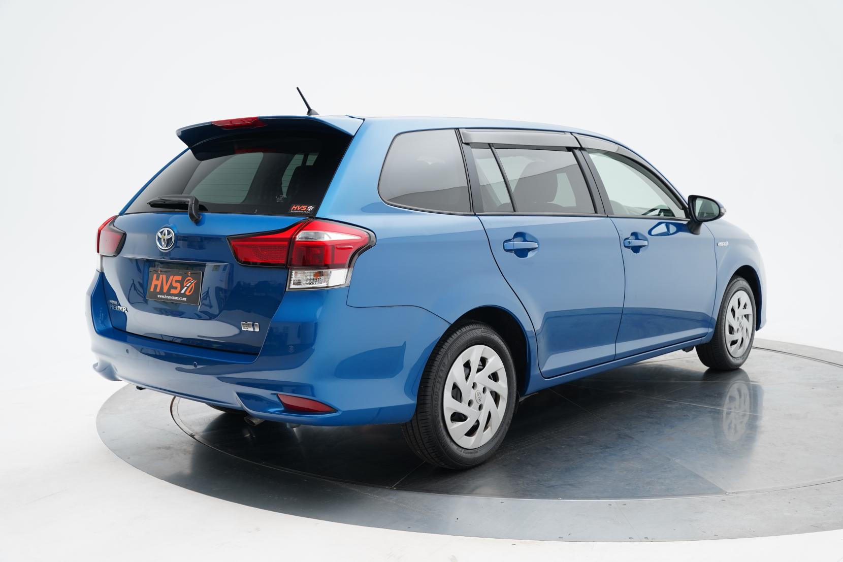 Toyota Corolla 1.5 FIELDER HYBRID EX