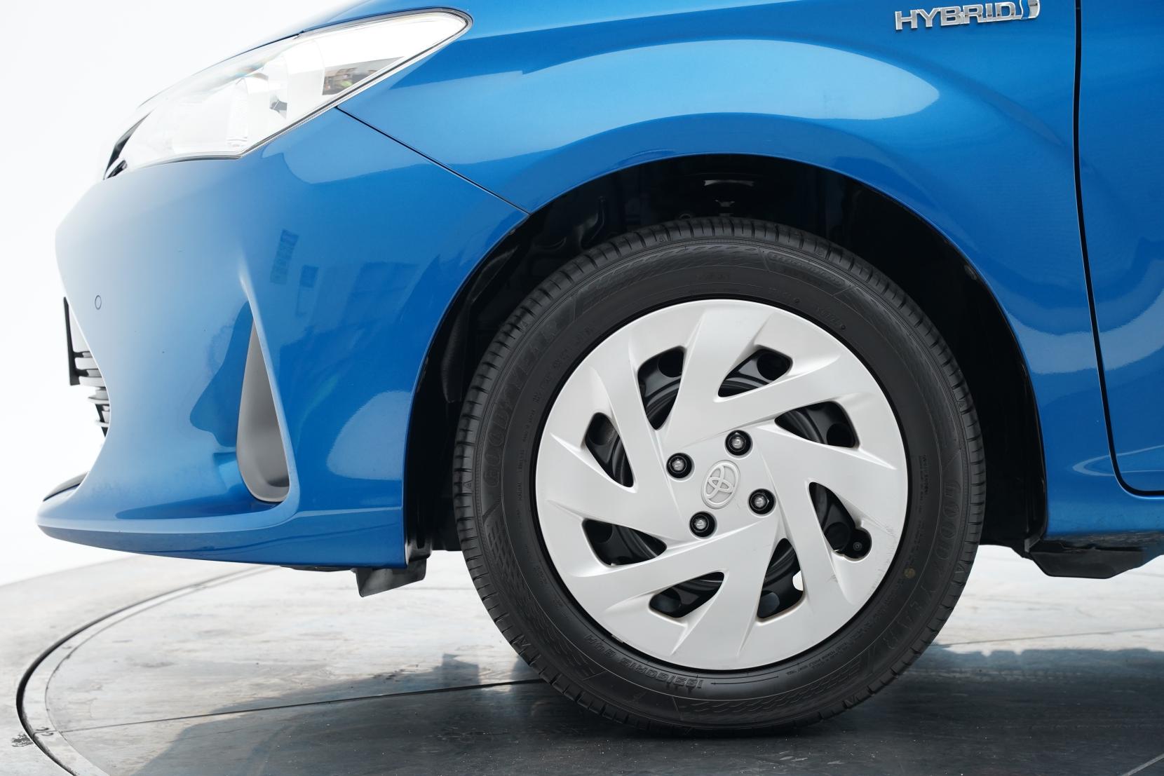 Toyota Corolla 1.5 FIELDER HYBRID EX