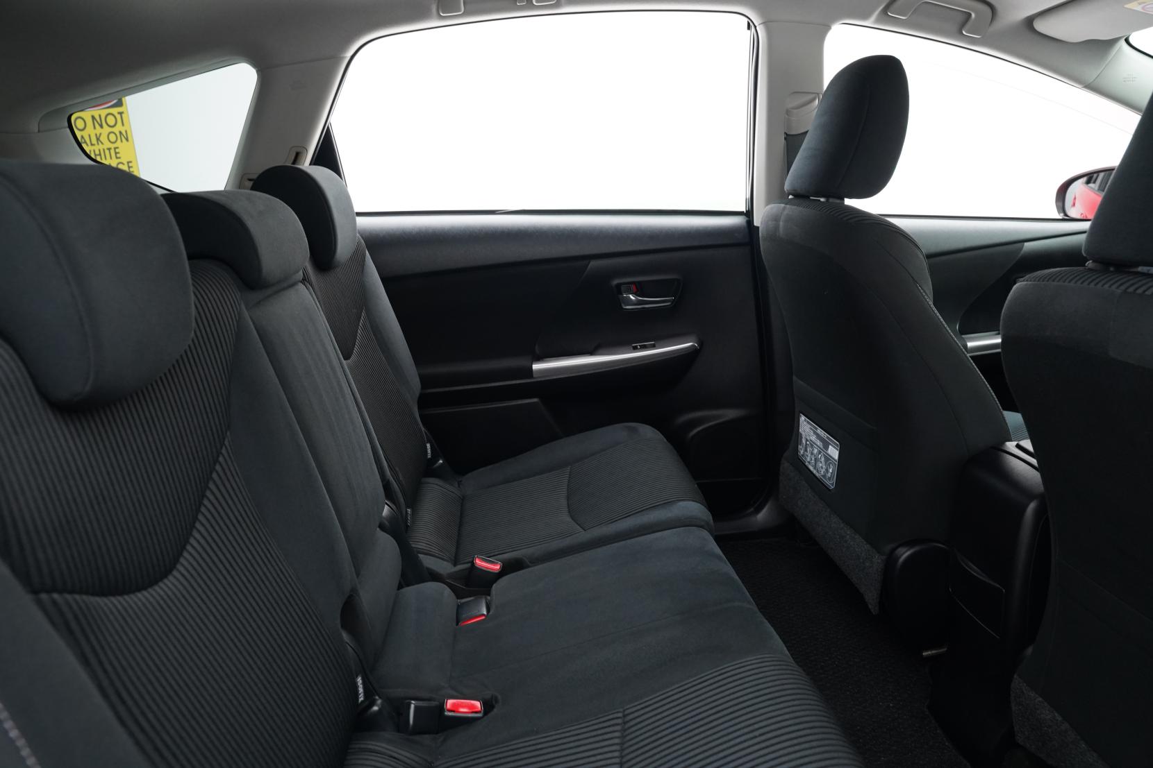 Toyota Prius 1.8 ALPHA S TOURING SELECTION