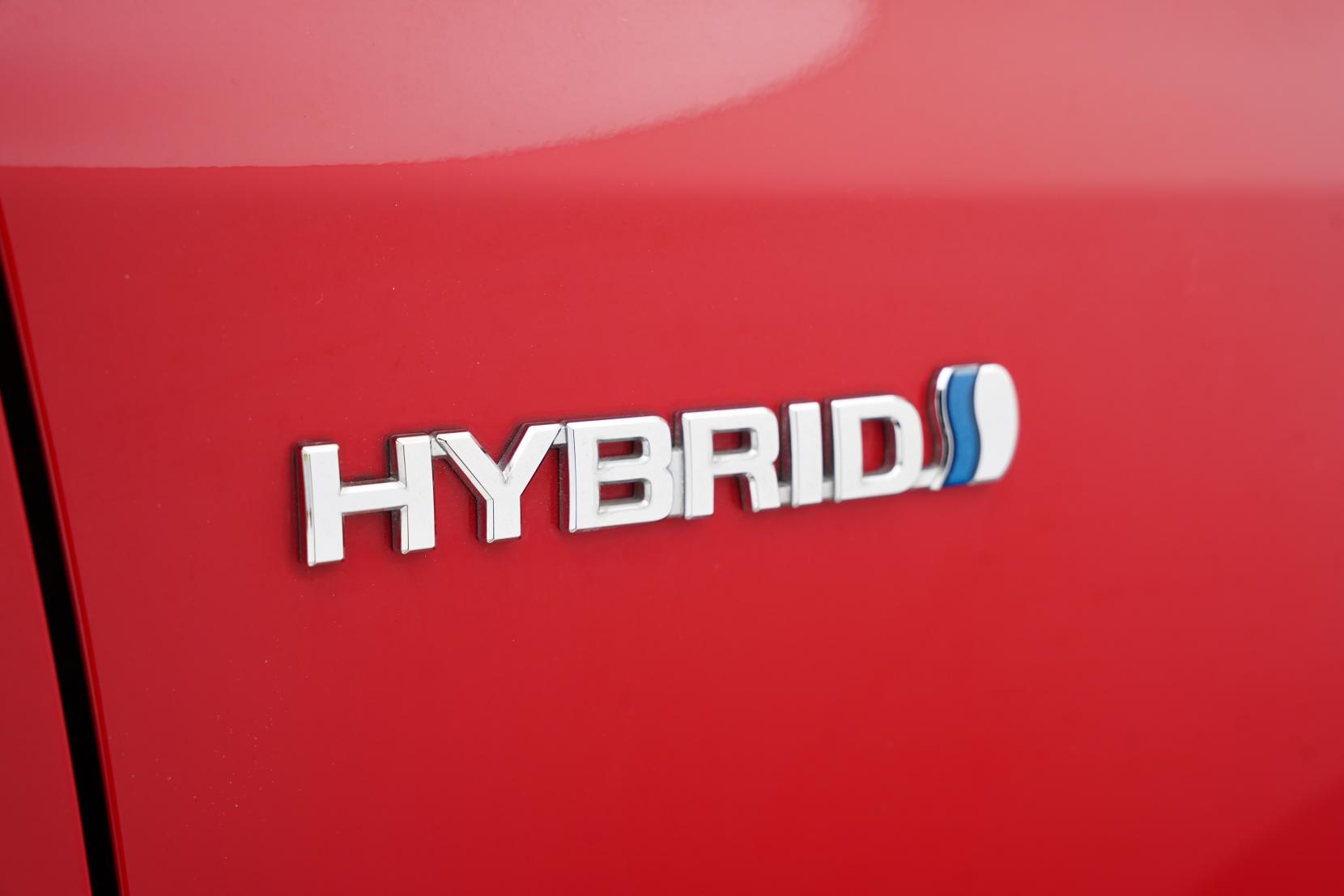 Toyota Prius 1.8 ALPHA S TOURING SELECTION