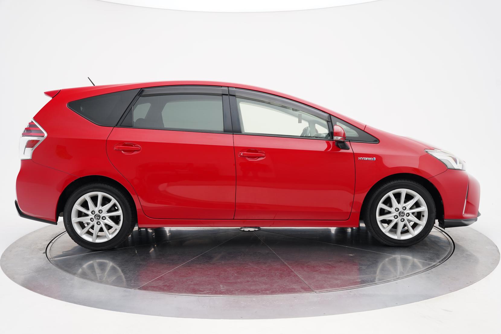 Toyota Prius 1.8 ALPHA S TOURING SELECTION