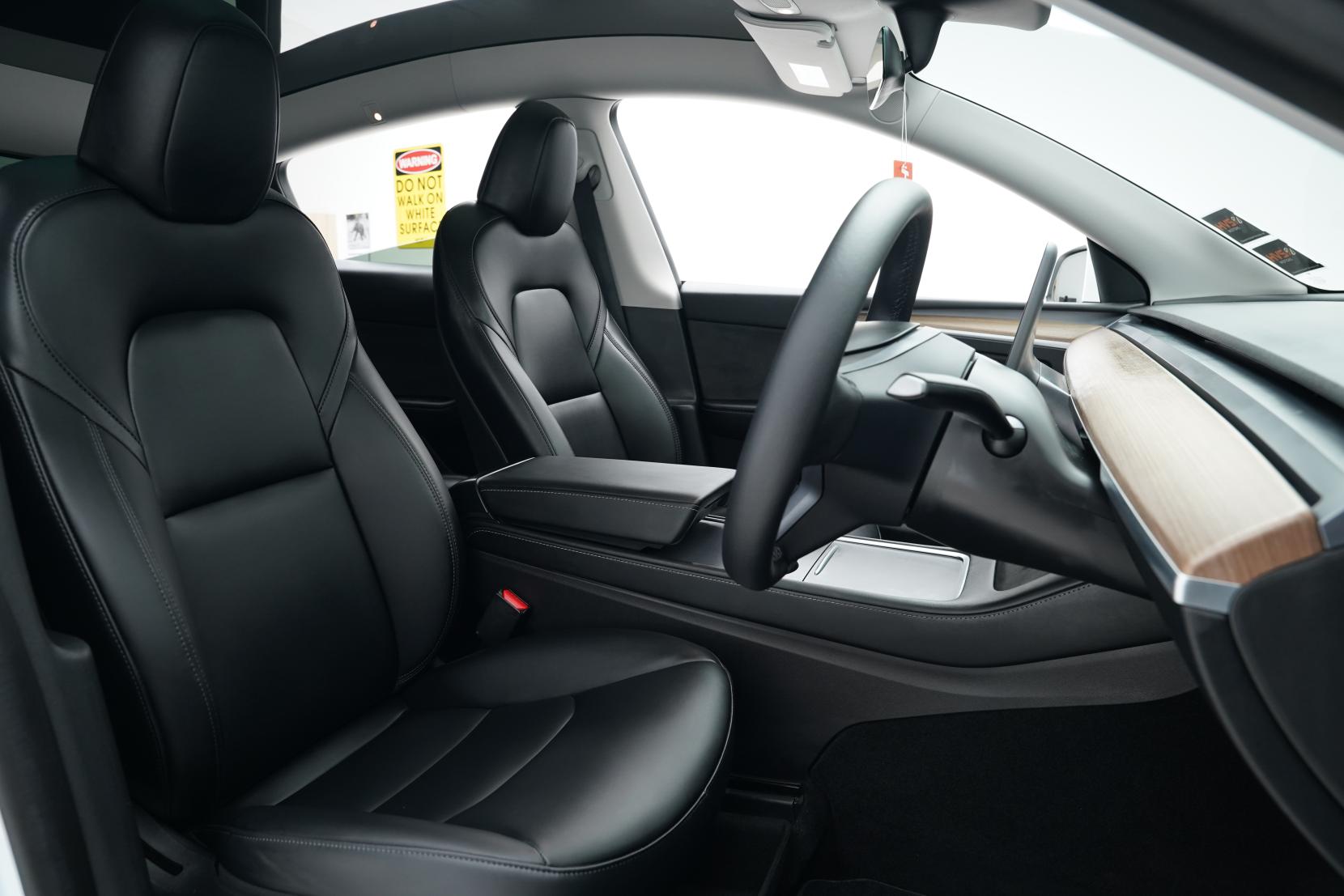 Tesla Model Y PERFORMANCE 79KWH/EV Performance AWD