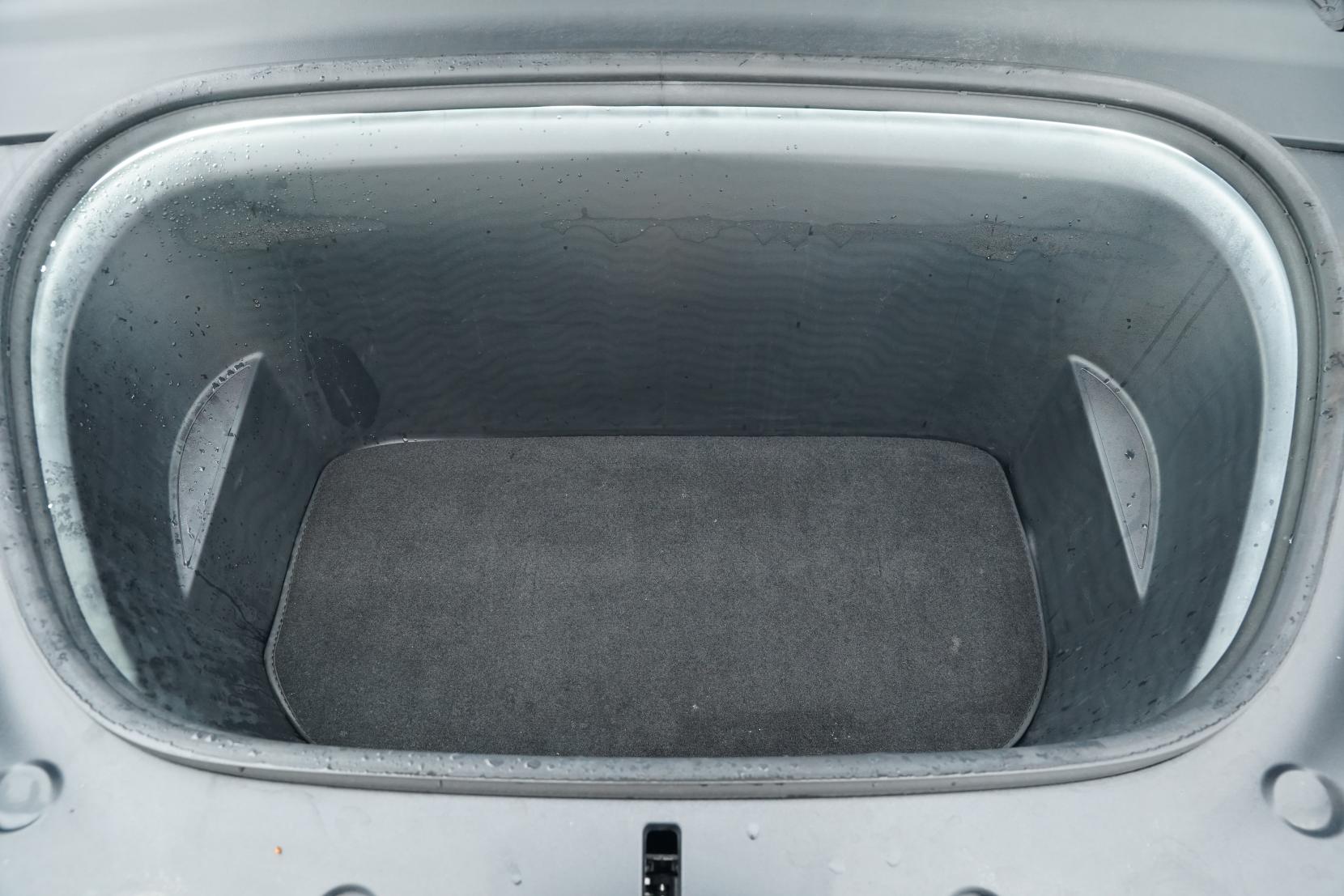 Tesla Model Y PERFORMANCE 79KWH/EV Performance AWD